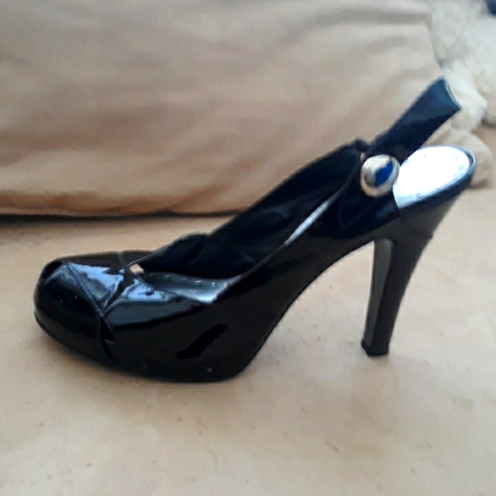 BCBG Girls Platform heels